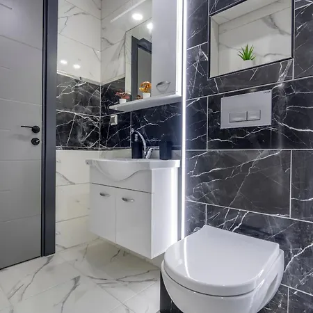 아파트 Maxi Prime Homes Luxury In Muratpasa